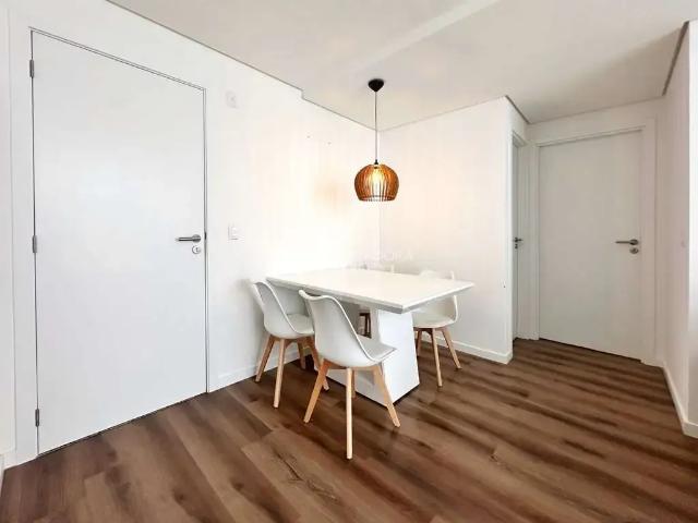 Apartamento venda em Região Geográfica Imediata de Florianópolis, Desterro