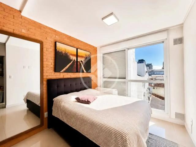 Apartamento venda em Região Geográfica Imediata de Florianópolis, Desterro