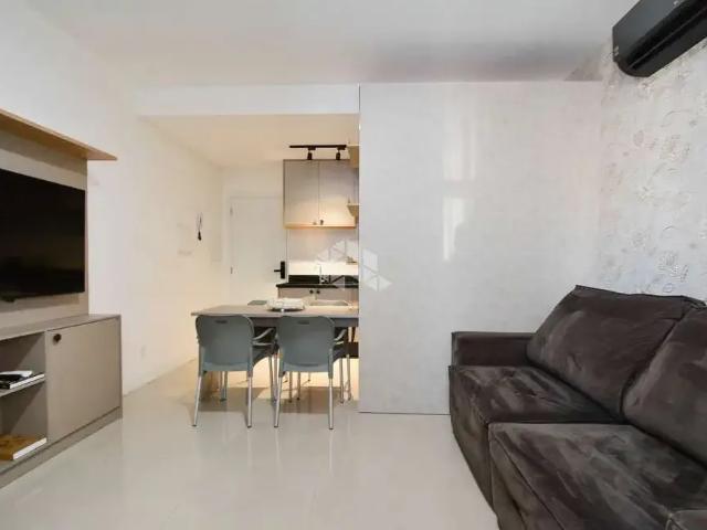 Apartamento venda em Região Geográfica Imediata de Florianópolis, Desterro