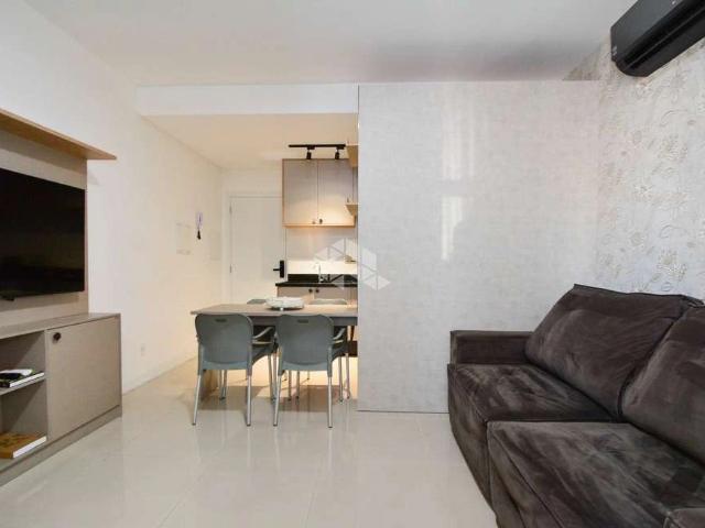 Apartamento venda em Morro da Cruz, Florianópolis