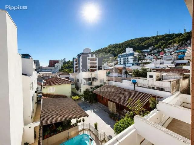 Apartamento venda em Região Geográfica Imediata de Florianópolis, Desterro