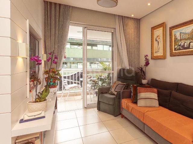 Apartamento venda em Região Geográfica Imediata de Florianópolis, Desterro