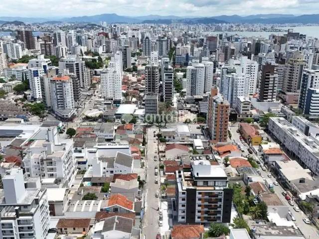 Apartamento venda em Região Geográfica Imediata de Florianópolis, Desterro