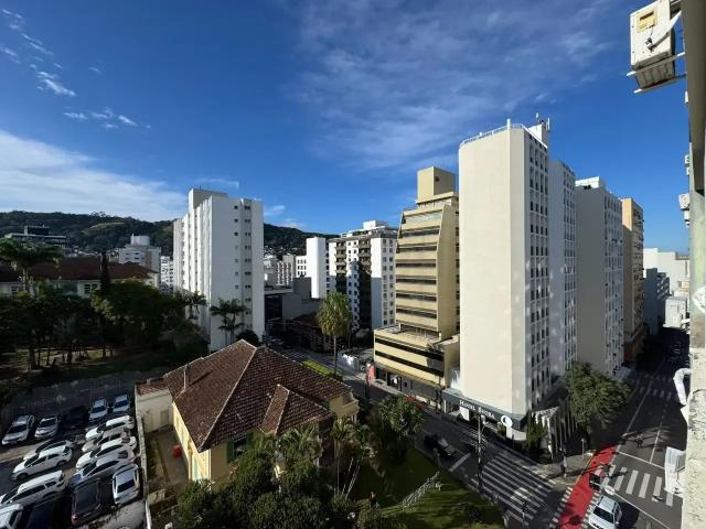 Apartamento venda em Região Geográfica Imediata de Florianópolis, Desterro