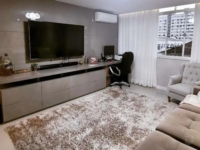 Apartamento venda em Região Geográfica Imediata de Florianópolis, Desterro