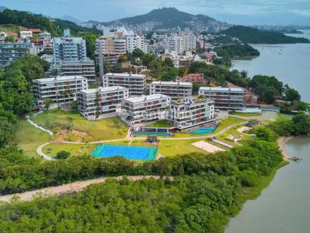 Apartamento venda em Região Geográfica Imediata de Florianópolis, Desterro