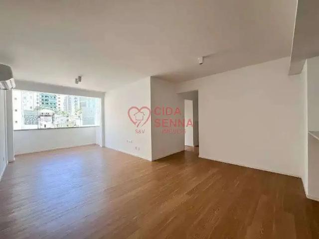 Apartamento venda em Região Geográfica Imediata de Florianópolis, Desterro