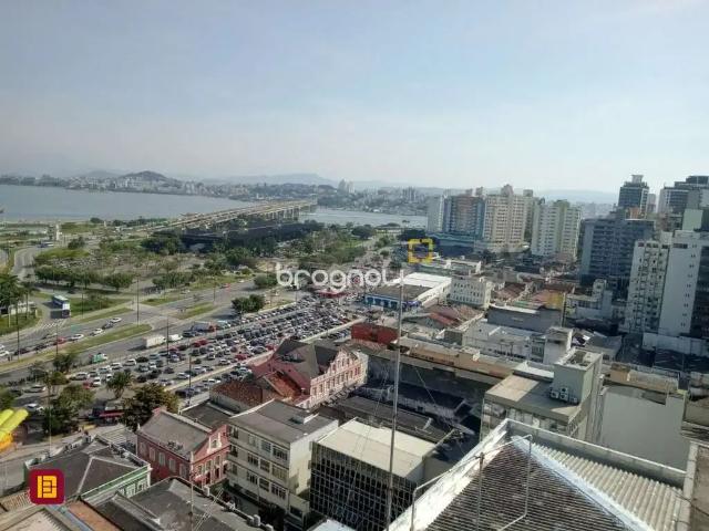 Apartamento venda em Região Geográfica Imediata de Florianópolis, Desterro