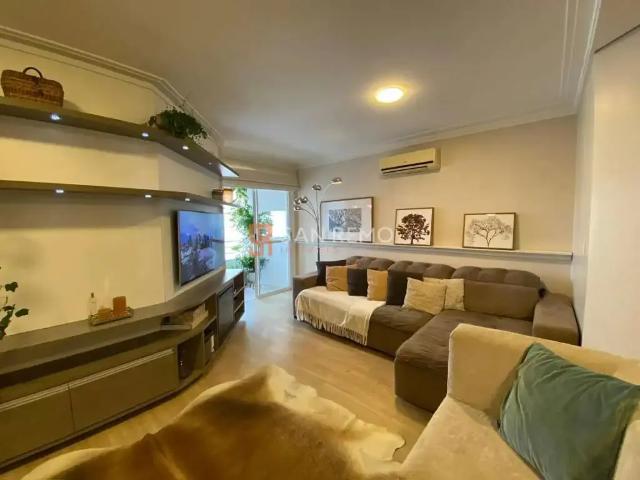 Apartamento venda em Região Geográfica Imediata de Florianópolis, Desterro