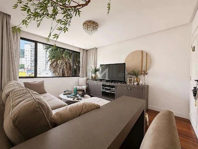 Apartamento venda em Região Geográfica Imediata de Florianópolis, Desterro
