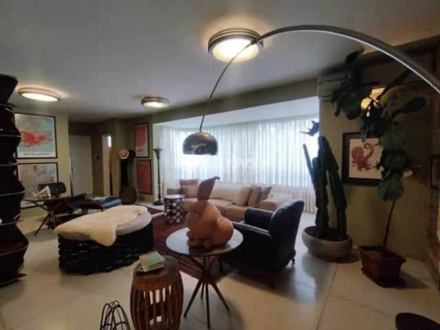 Apartamento venda em Região Geográfica Imediata de Florianópolis, Desterro