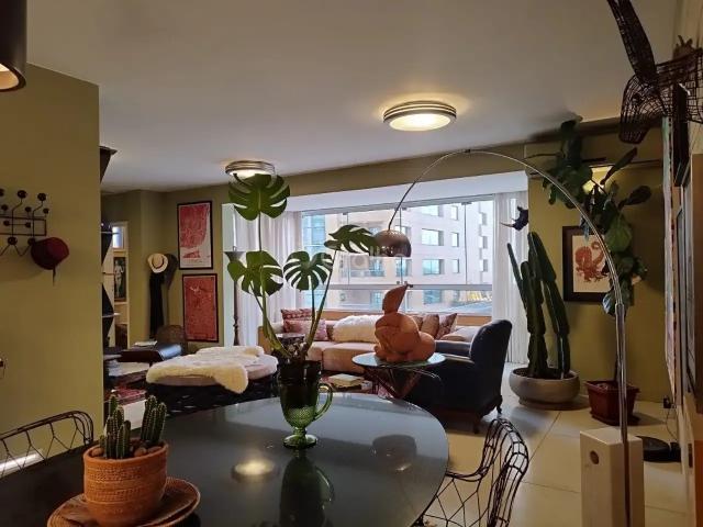 Apartamento venda em Região Geográfica Imediata de Florianópolis, Desterro