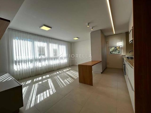 Apartamento venda em Morro da Cruz, Florianópolis