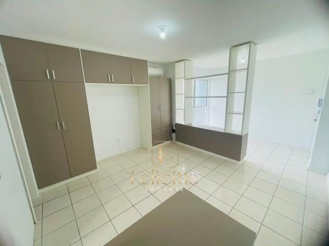 Apartamento venda em Região Geográfica Imediata de Florianópolis, Desterro
