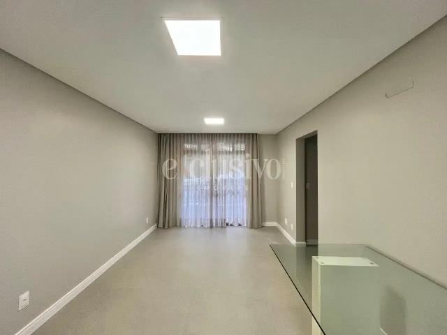 Apartamento venda em Região Geográfica Imediata de Florianópolis, Desterro