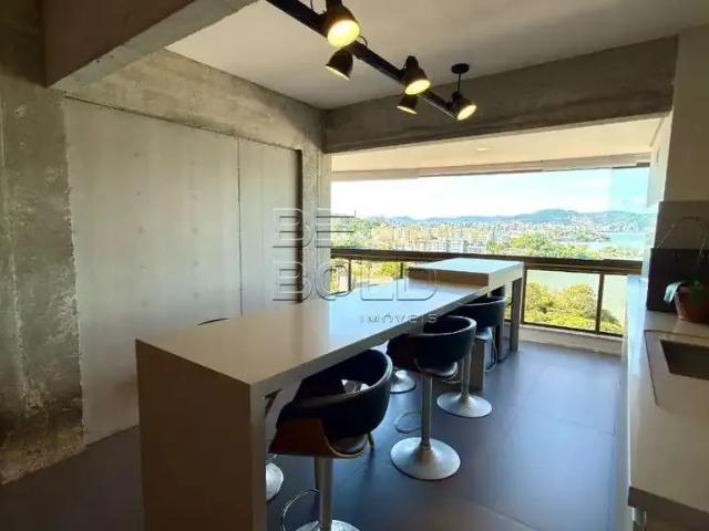 Apartamento venda em Região Geográfica Imediata de Florianópolis, Desterro