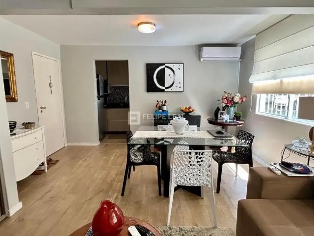 Apartamento venda em Região Geográfica Imediata de Florianópolis, Desterro