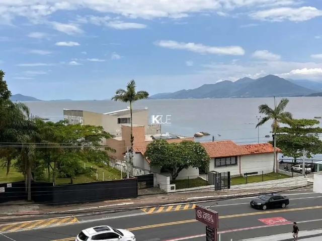 Apartamento venda em Região Geográfica Imediata de Florianópolis, Desterro