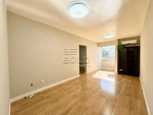 Apartamento venda em Região Geográfica Imediata de Florianópolis, Desterro