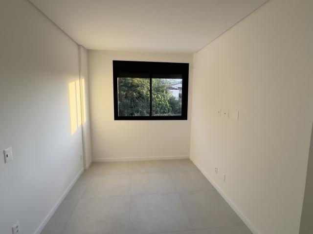 Apartamento venda em Região Geográfica Imediata de Florianópolis, Desterro