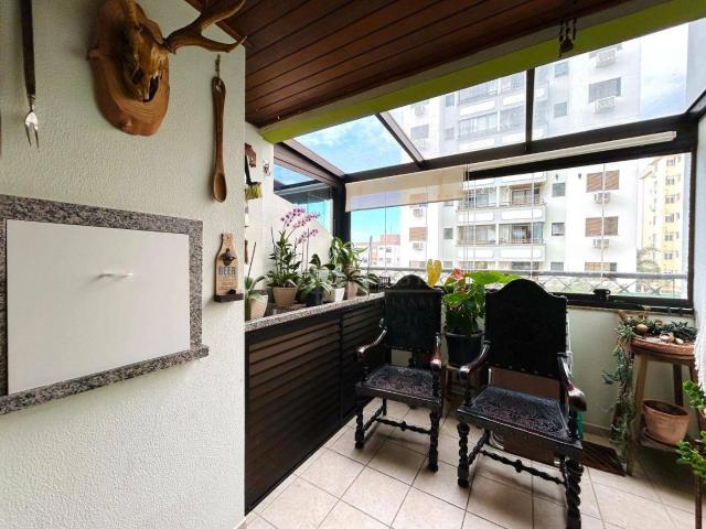 Apartamento venda em Região Geográfica Imediata de Florianópolis, Desterro