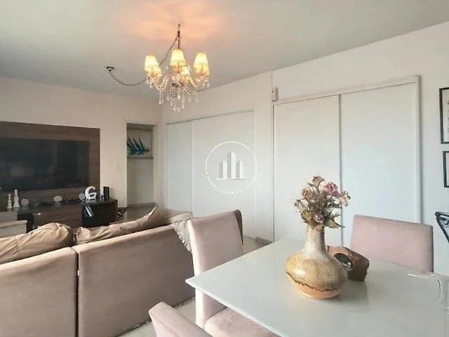 Apartamento venda em Região Geográfica Imediata de Florianópolis, Desterro