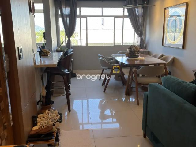 Apartamento venda em Região Geográfica Imediata de Florianópolis, Desterro