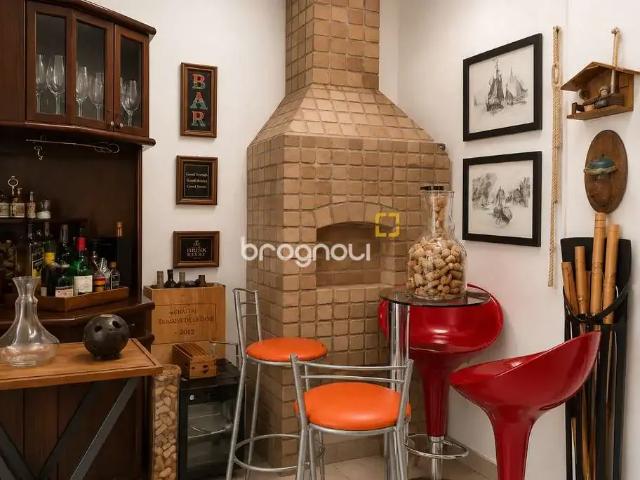 Apartamento venda em Região Geográfica Imediata de Florianópolis, Desterro