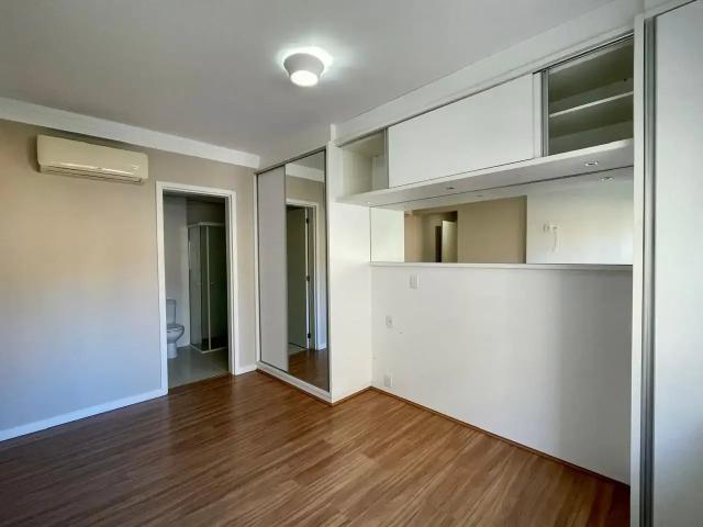 Apartamento venda em Região Geográfica Imediata de Florianópolis, Desterro