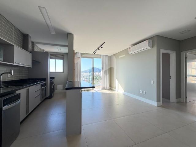 Apartamento venda em Região Geográfica Imediata de Florianópolis, Desterro