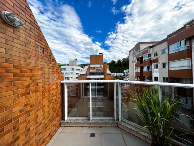Apartamento venda em Região Geográfica Imediata de Florianópolis, Desterro