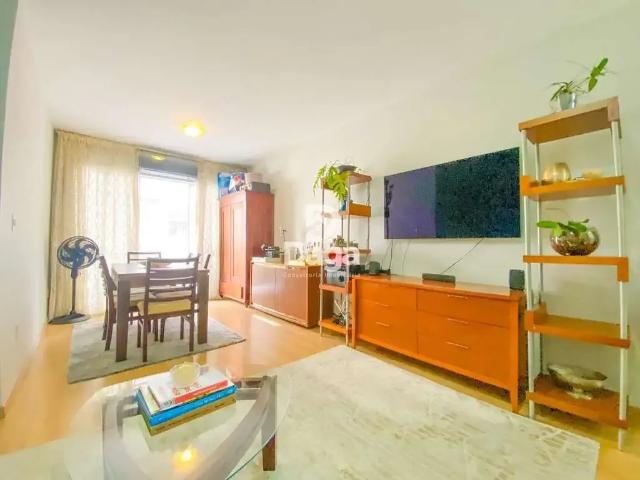 Apartamento venda em Região Geográfica Imediata de Florianópolis, Desterro