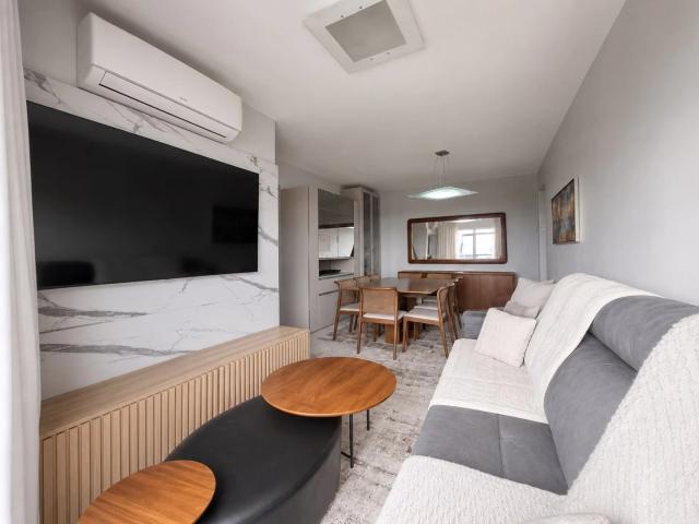 Apartamento venda em Região Geográfica Imediata de Florianópolis, Desterro
