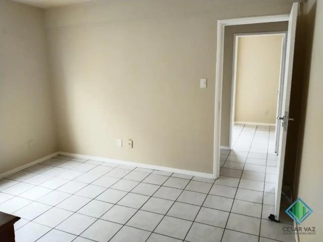 Apartamento venda em Capoeiras Leste, Florianópolis
