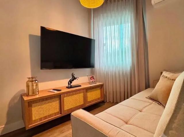 Apartamento venda em Região Geográfica Imediata de Florianópolis, Desterro