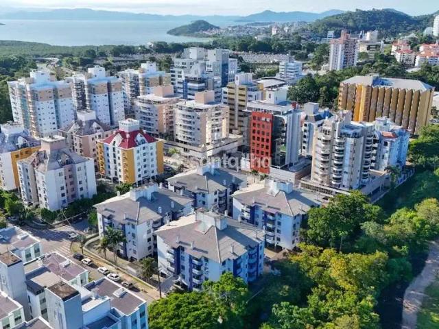 Apartamento venda em Região Geográfica Imediata de Florianópolis, Desterro