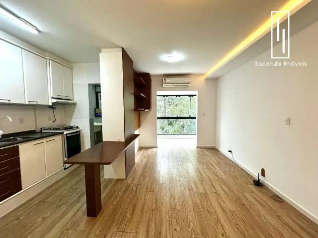 Apartamento venda em Região Geográfica Imediata de Florianópolis, Desterro