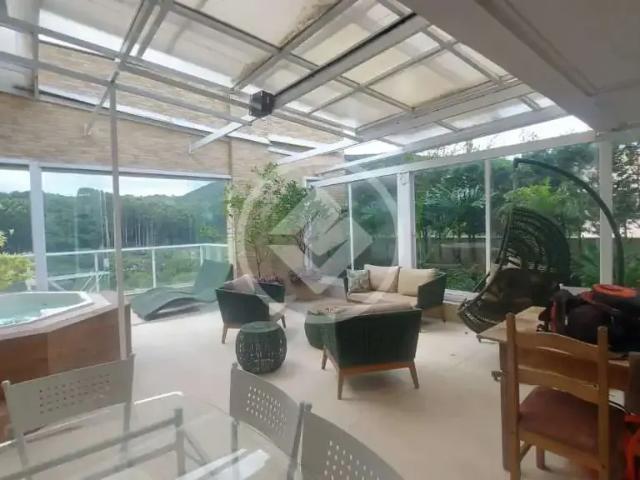 Apartamento venda em Região Geográfica Imediata de Florianópolis, Desterro