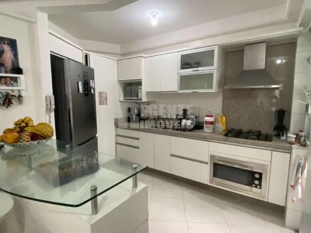 Apartamento venda em Região Geográfica Imediata de Florianópolis, Desterro