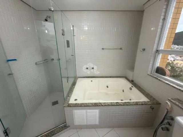 Apartamento venda em Região Geográfica Imediata de Florianópolis, Desterro