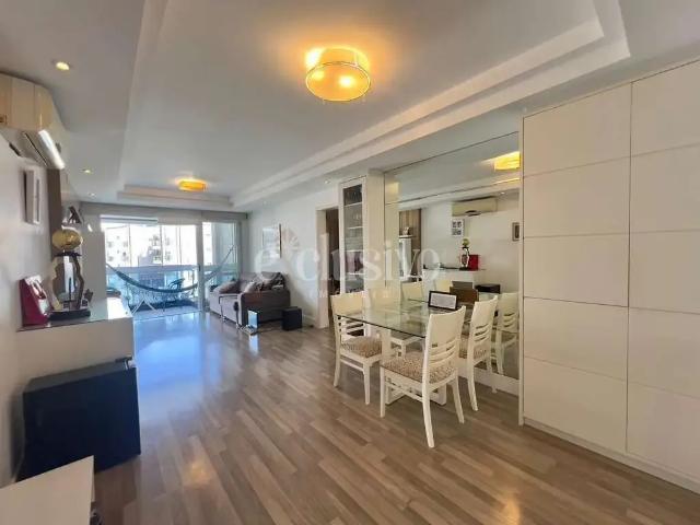 Apartamento venda em Região Geográfica Imediata de Florianópolis, Desterro