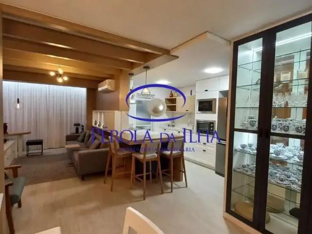 Apartamento venda em Região Geográfica Imediata de Florianópolis, Desterro