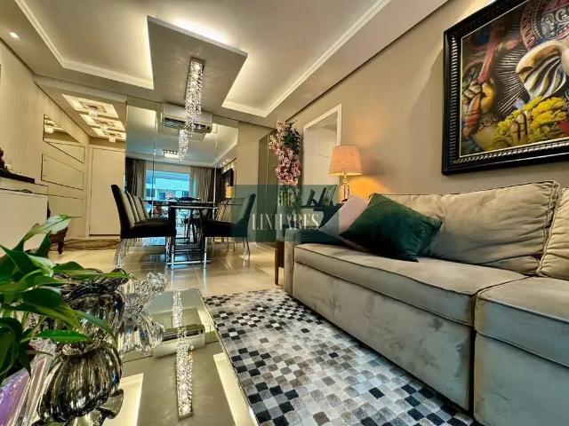 Apartamento venda em Região Geográfica Imediata de Florianópolis, Desterro