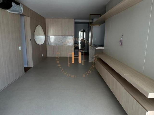 Apartamento venda em Região Geográfica Imediata de Florianópolis, Desterro