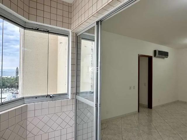 Apartamento venda em Região Geográfica Imediata de Florianópolis, Desterro