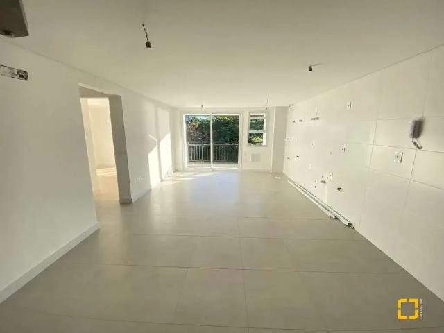 Apartamento venda em Região Geográfica Imediata de Florianópolis, Desterro