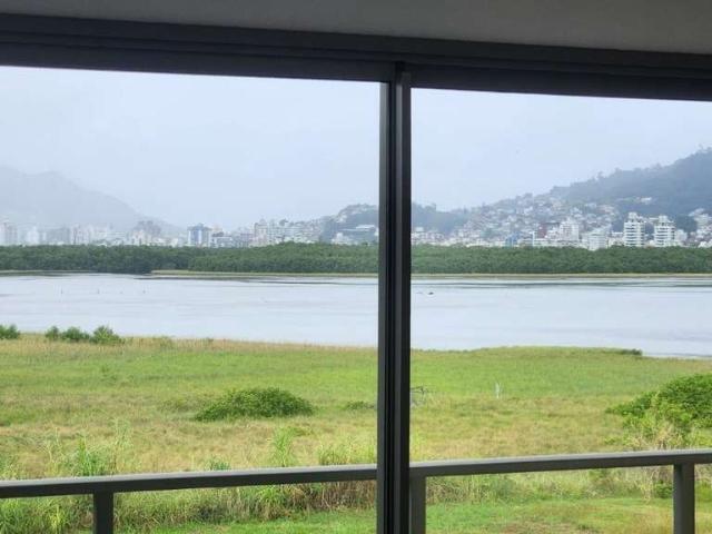 Apartamento venda em Região Geográfica Imediata de Florianópolis, Desterro