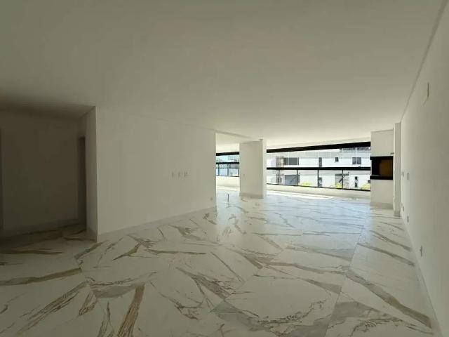 Apartamento venda em Região Geográfica Imediata de Florianópolis, Desterro