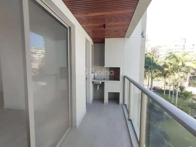 Apartamento venda em Região Geográfica Imediata de Florianópolis, Desterro
