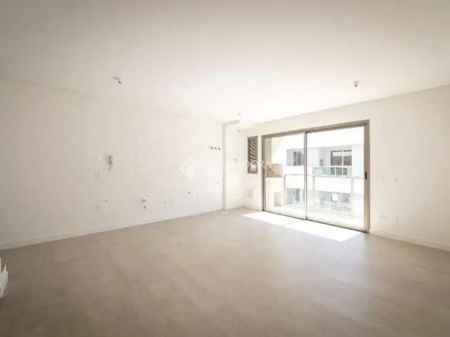 Apartamento venda em Região Geográfica Imediata de Florianópolis, Desterro